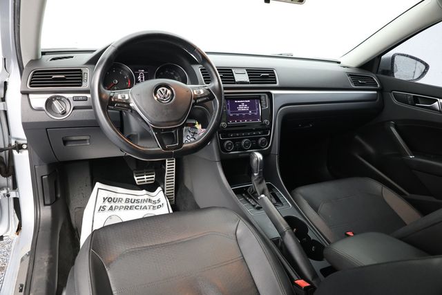 2018 Volkswagen Passat R-Line Automatic - 22939257 - 6