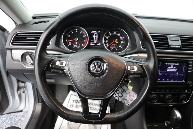 2018 Volkswagen Passat R-Line Automatic - 22939257 - 7