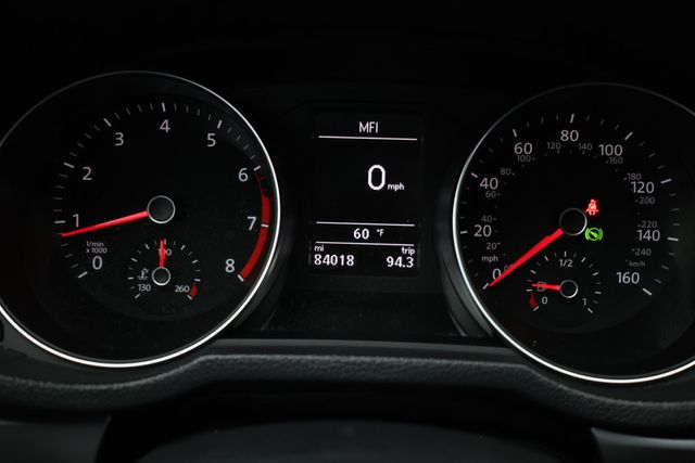 2018 Volkswagen Passat R-Line Automatic - 22939257 - 8