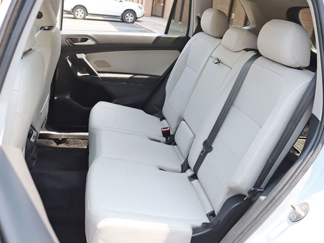 2018 Volkswagen Tiguan 2.0T SEL Premium 4MOTION - 22887871 - 22