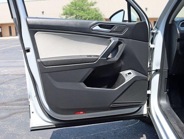 2018 Volkswagen Tiguan 2.0T SEL Premium 4MOTION - 22887871 - 25