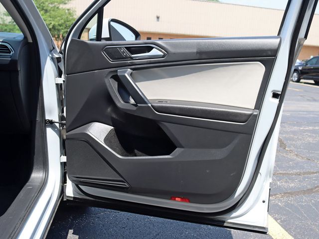2018 Volkswagen Tiguan 2.0T SEL Premium 4MOTION - 22887871 - 26