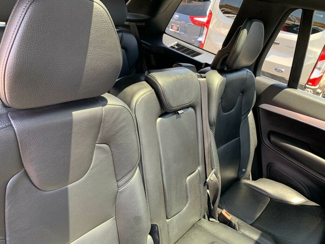 2018 Volvo XC90 T6 AWD 7-Passenger Momentum - 22430397 - 28