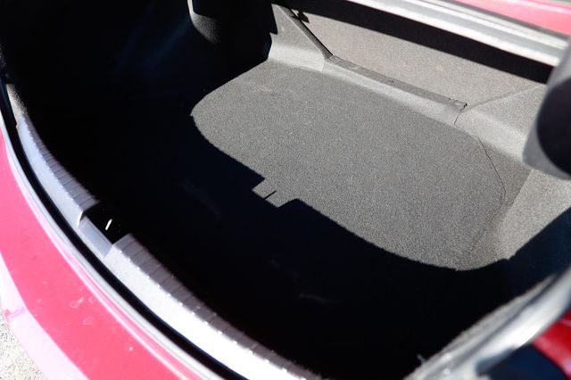 2019 Acura ILX Sedan w/Premium Pkg - 22932289 - 25