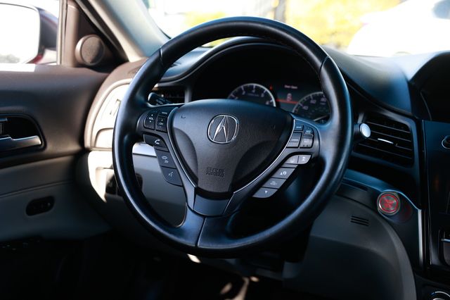 2019 Acura ILX Sedan w/Premium Pkg - 22932289 - 30