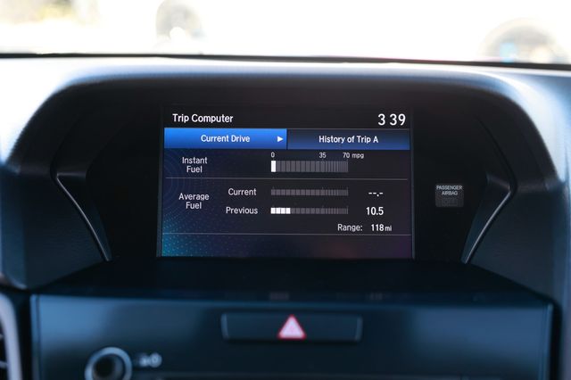 2019 Acura ILX Sedan w/Premium Pkg - 22932289 - 36
