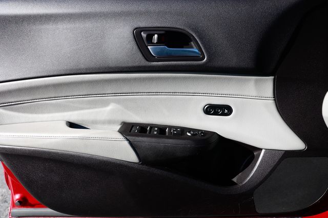 2019 Acura ILX Sedan w/Premium Pkg - 22932289 - 45