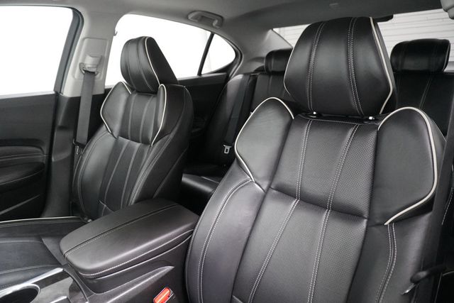 2019 Acura TLX w/Technology Pkg - 22910430 - 9