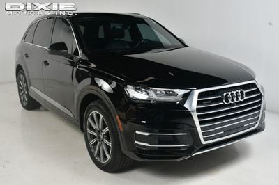 2019 Audi Q7 - WA1LHAF78KD048304