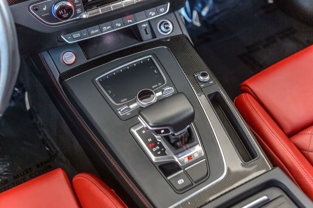 2019 Audi SQ5 SQ5 - PRESTIGE - S SPORT PKG - BLACK OPTIC - QUANTUM GRAY ON RED - 22431469 - 31