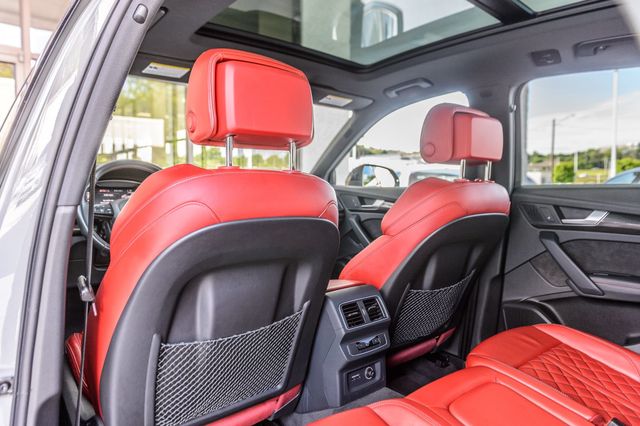 2019 Audi SQ5 SQ5 - PRESTIGE - S SPORT PKG - BLACK OPTIC - QUANTUM GRAY ON RED - 22431469 - 42