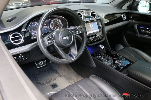 2019 Bentley Bentayga Black Specification  - 22890821 - 24