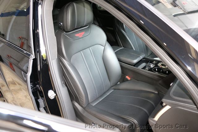 2019 Bentley Bentayga Black Specification  - 22890821 - 30