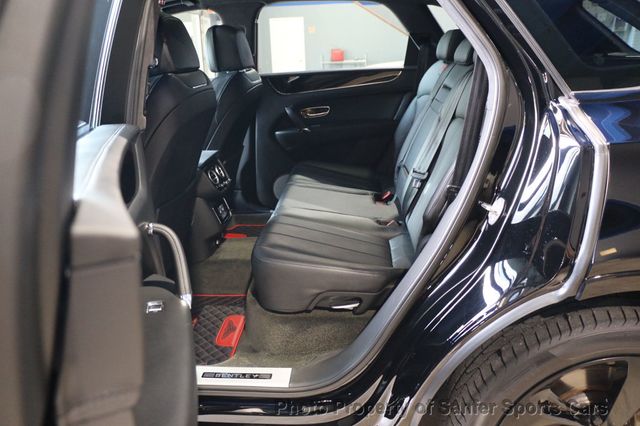 2019 Bentley Bentayga Black Specification  - 22890821 - 33