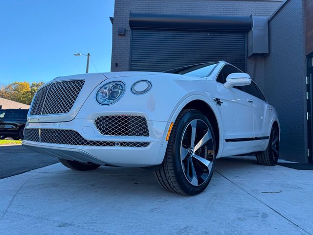 2019 Bentley Bentayga V8 AWD - 22936152 - 13