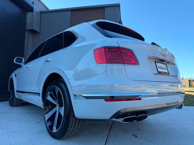 2019 Bentley Bentayga V8 AWD - 22936152 - 17