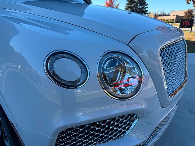 2019 Bentley Bentayga V8 AWD - 22936152 - 2