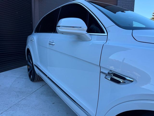 2019 Bentley Bentayga V8 AWD - 22936152 - 5