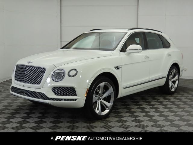 Bentley Bentayga's photo