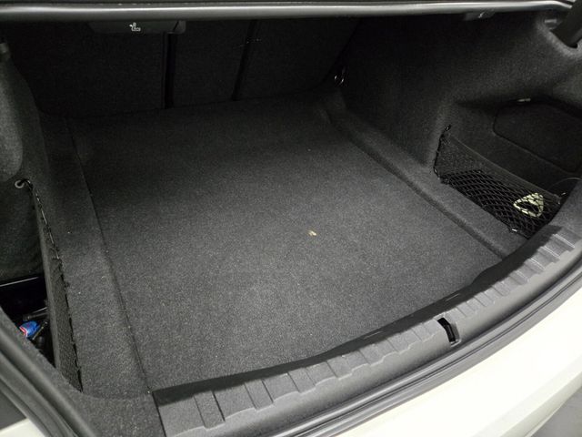 2019 BMW 3 Series 330i - 22929939 - 11