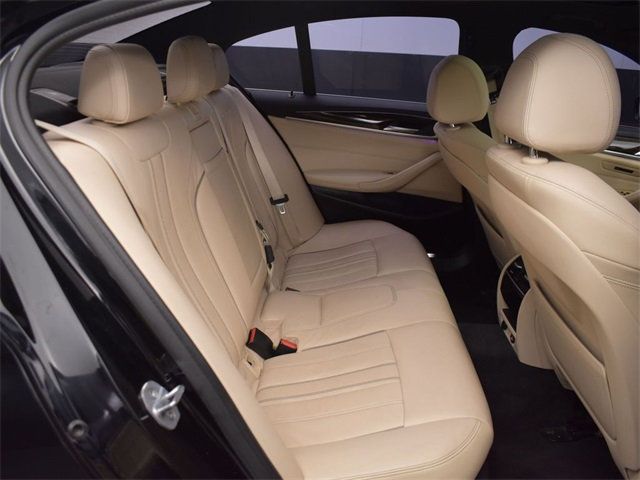 2019 BMW 5 Series 540i - 22788152 - 20