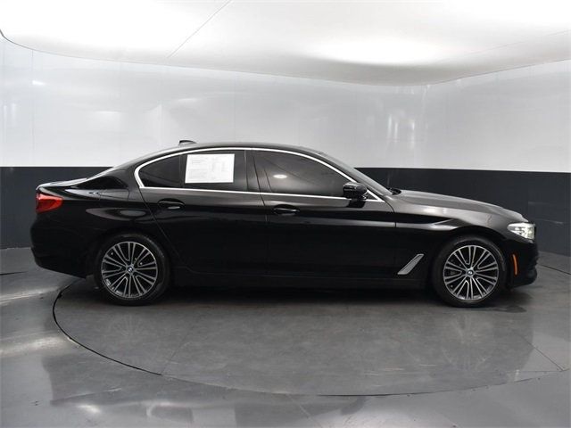 2019 BMW 5 Series 540i - 22788152 - 27