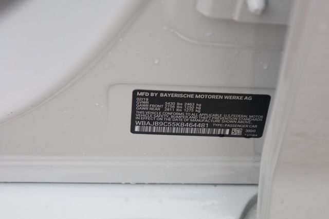 2019 BMW 5 Series M550i xDrive - 22935961 - 10