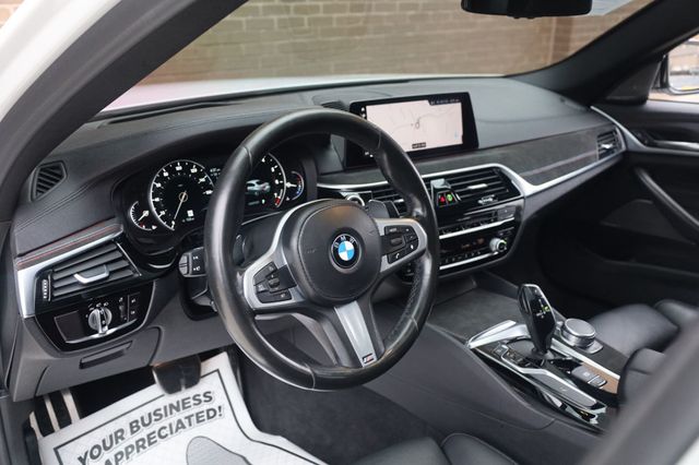 2019 BMW 5 Series M550i xDrive - 22935961 - 20