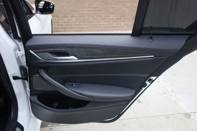 2019 BMW 5 Series M550i xDrive - 22935961 - 23