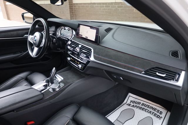 2019 BMW 5 Series M550i xDrive - 22935961 - 25