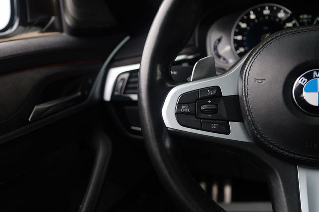 2019 BMW 5 Series M550i xDrive - 22935961 - 28