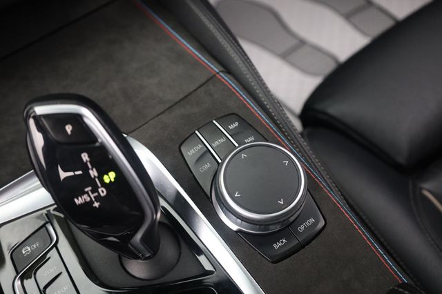 2019 BMW 5 Series M550i xDrive - 22935961 - 30