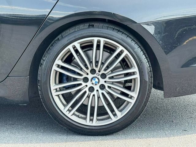 2019 BMW 5 Series M550i xDrive - 22892450 - 46