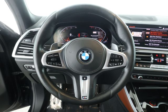 2019 BMW X5 xDrive40i SAV with M Sport & Executive Pkgs and Vernasca Leather - 22931386 - 11