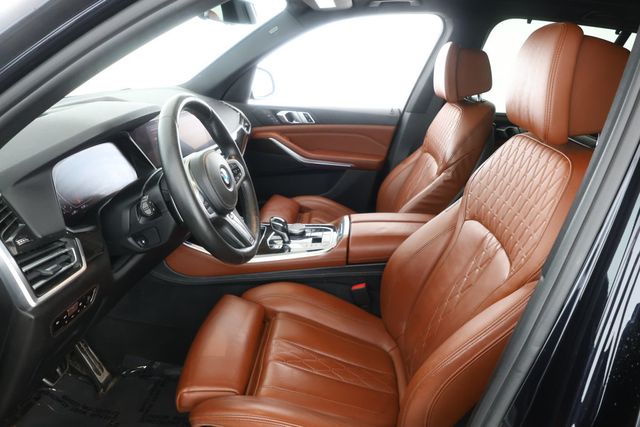 2019 BMW X5 xDrive40i SAV with M Sport & Executive Pkgs and Vernasca Leather - 22931386 - 19