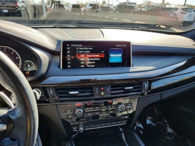 2019 BMW X6 xDrive35i SAC w/ M Sport, Premium & Driving Assistance Plus Pkgs - 22934615 - 17