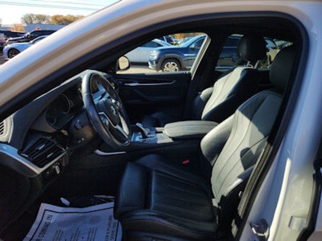 2019 BMW X6 xDrive35i SAC w/ M Sport, Premium & Driving Assistance Plus Pkgs - 22934615 - 7