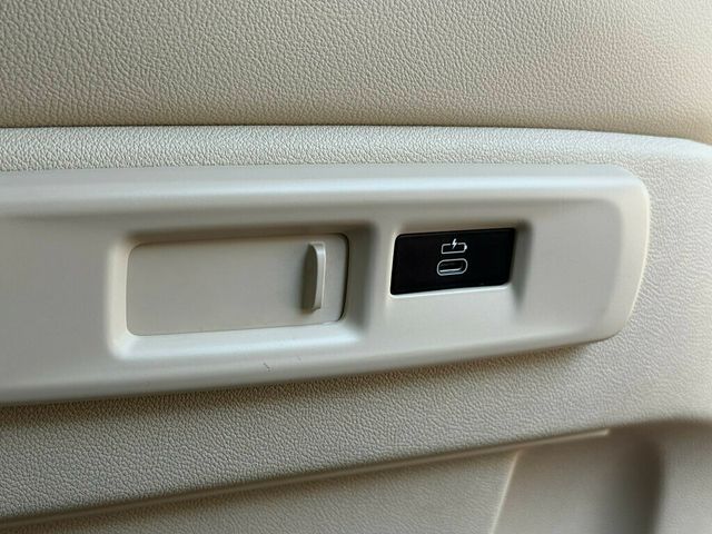 2019 BMW X7 xDrive40i Sports Activity Vehicle - 22872666 - 31