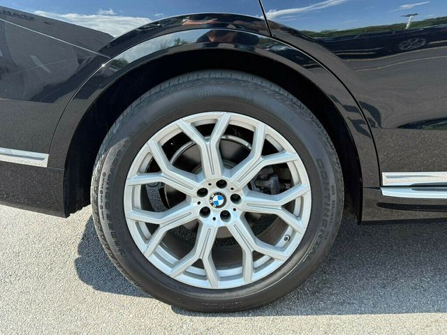 2019 BMW X7 xDrive40i Sports Activity Vehicle - 22872666 - 40