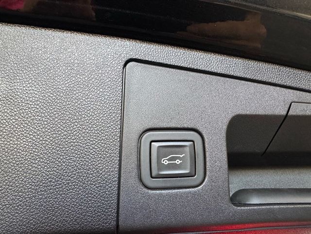 2019 Cadillac XT4 AWD 4dr Premium Luxury - 22919202 - 25