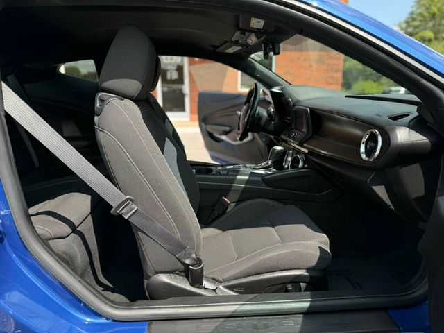 2019 Chevrolet Camaro 2dr Coupe 1LS - 22914014 - 17