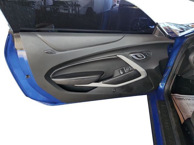 2019 Chevrolet Camaro 2dr Coupe 1LT with Upgraded Engine & Wheels and RS Package - 22935244 - 20