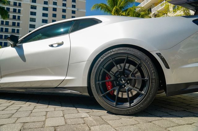 2019 Chevrolet Camaro 2dr Coupe ZL1 - 22932982 - 17