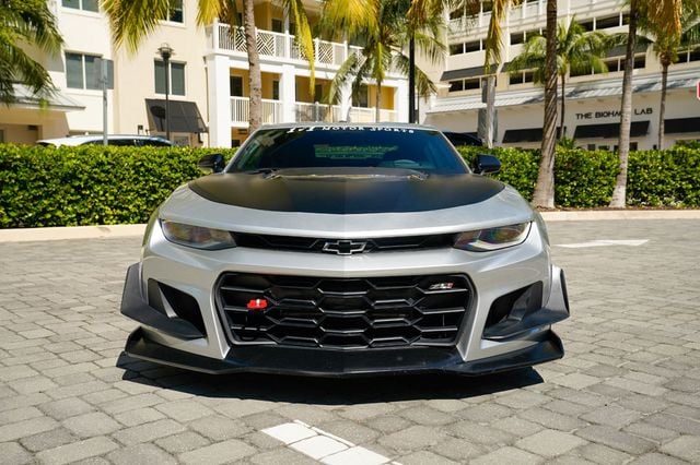 2019 Chevrolet Camaro 2dr Coupe ZL1 - 22932982 - 3