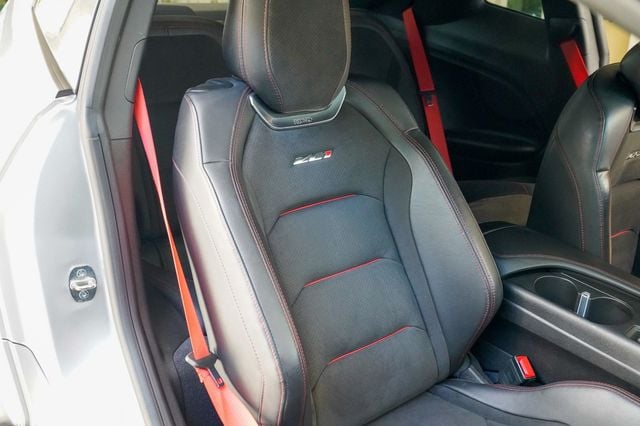 2019 Chevrolet Camaro 2dr Coupe ZL1 - 22932982 - 71