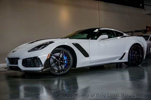 2019 Chevrolet Corvette *ZR-1 Coupe* *Track Performance Package* - 22419610 - 87