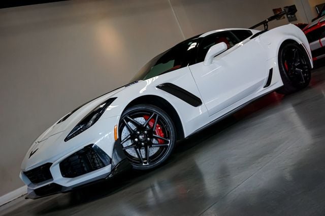 2019 Chevrolet Corvette *ZR1 w/ 3ZR* *ZTK Track Package* - 22749499 - 89