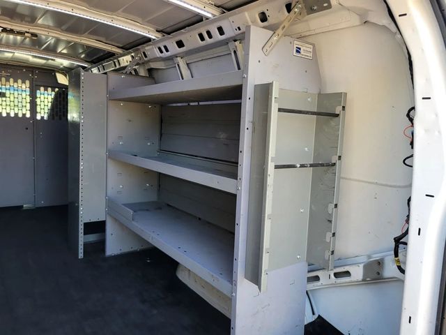 2019 Chevrolet Express 3500 Cargo Extended Van 3D - 22924946 - 17