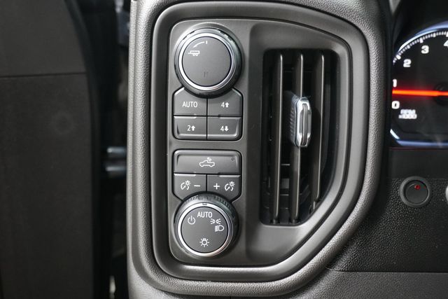 2019 Chevrolet Silverado 1500 4WD Crew Cab 147" Custom Trail Boss - 22937590 - 16