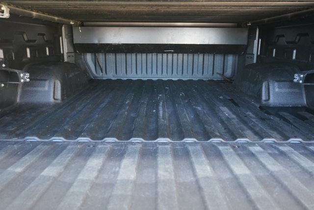 2019 Chevrolet Silverado 1500 4WD Crew Cab 147" Custom Trail Boss - 22937590 - 18